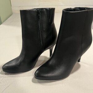 Sonoma Black Leather Boots Size 8